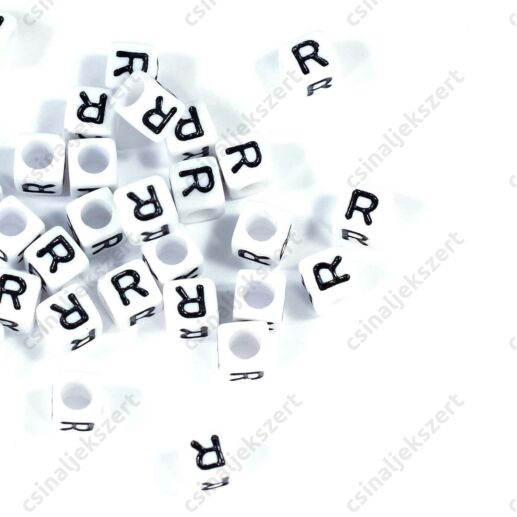 Fehér színű, kocka alakú R betű gyöngy